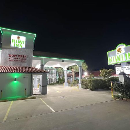 Kiwi Inn Willowbrook Hwy249 Хюстън Екстериор снимка