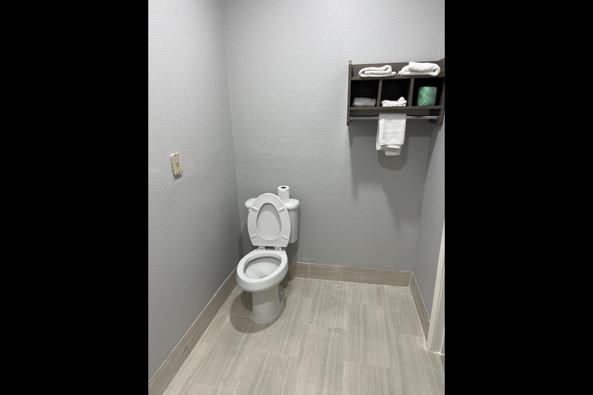 Kiwi Inn Willowbrook Hwy249 Хюстън Екстериор снимка
